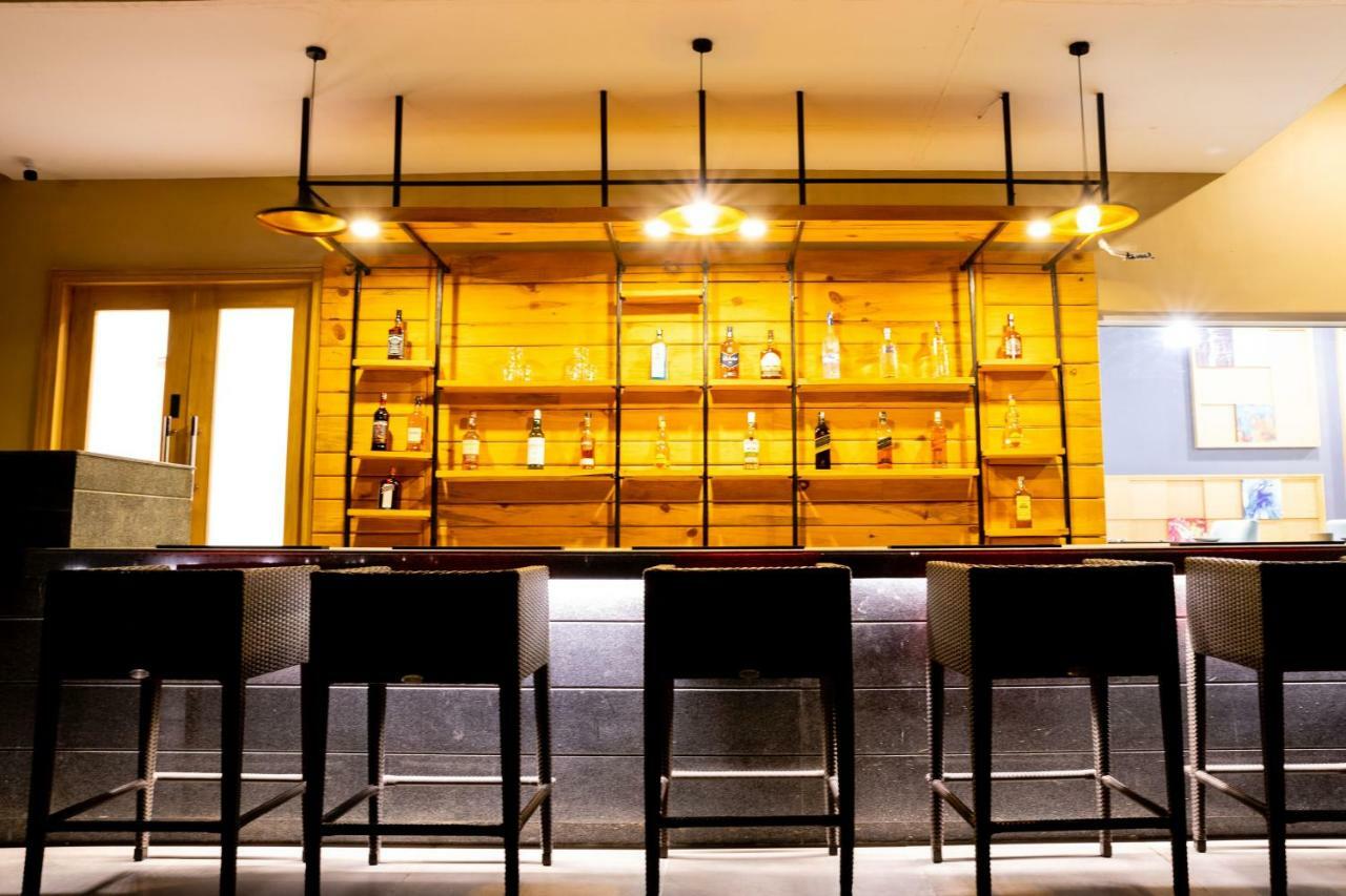Vivanta Chitwan Bharatpur ภารัตปูร์ ภายนอก รูปภาพ